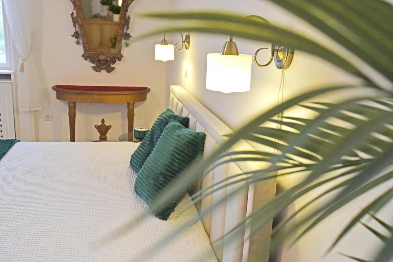Green Hill Apartment บูดาเปสต์ ภายนอก รูปภาพ