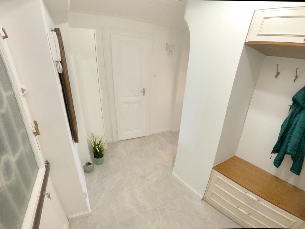 Green Hill Apartment บูดาเปสต์ ภายนอก รูปภาพ