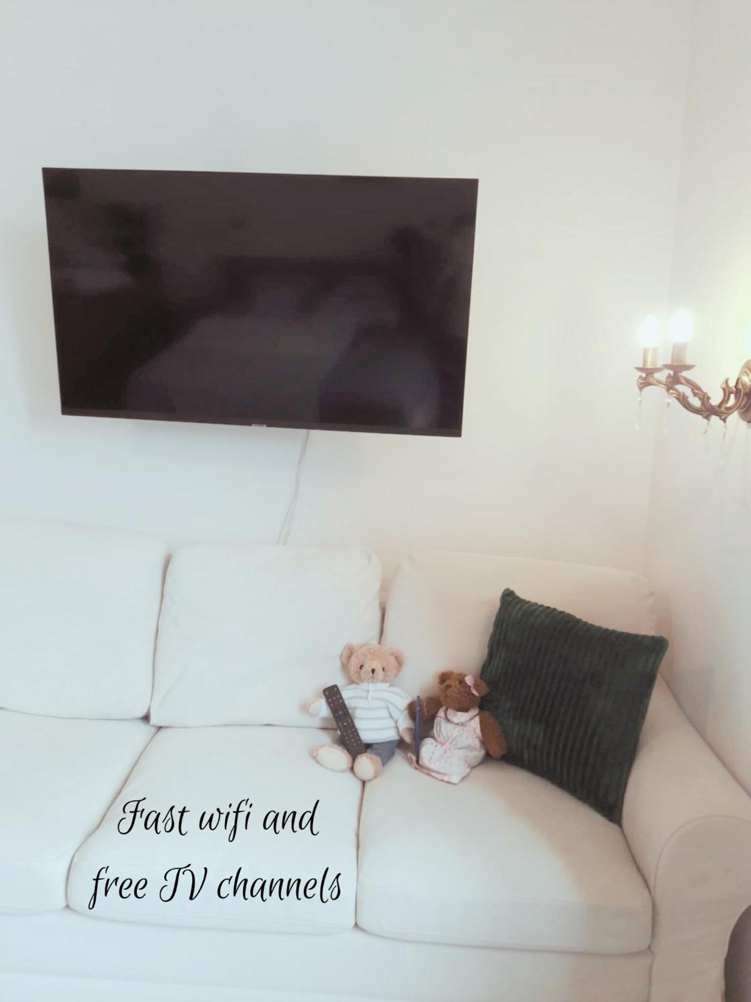 Green Hill Apartment บูดาเปสต์ ภายนอก รูปภาพ